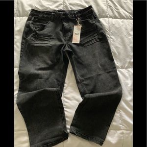 Schwiing Apparel woman’s 3/4 ankle distress jeans 31 NWT Eco friendly